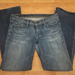 Women's Blue Jeans